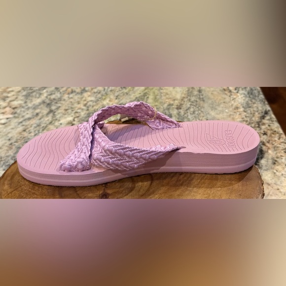 CoFace Women's Pink Sandals. Size 9. NIB - Picture 7 of 9